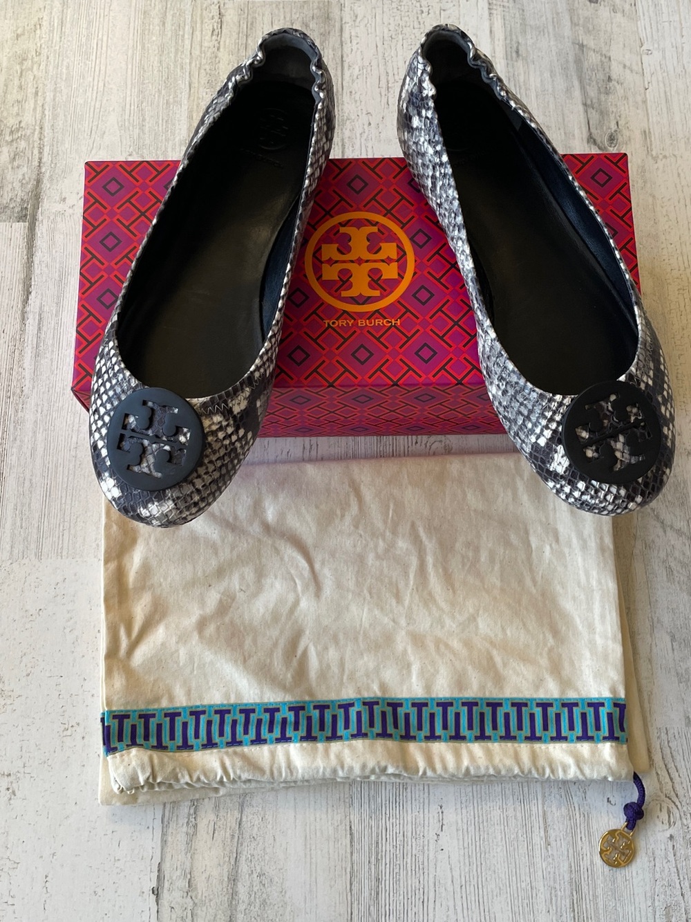Tory Burch Gray & Black Snake-Print Reva Logo Ballet Flats 8.5